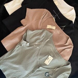 4 NWT aeropastle button up crop tops